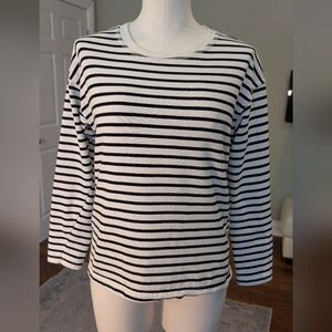 Zara Women’s 100% Cotton Top Black and White  Minimalist Size S